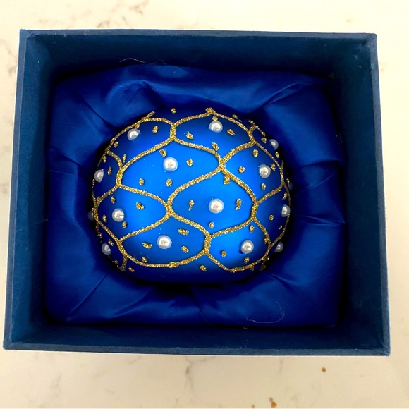 Sorelle CHRISTMAS Ornament BLUE Tea Light Candle Holder Votive w/Pearls 4” - Picture 3 of 4